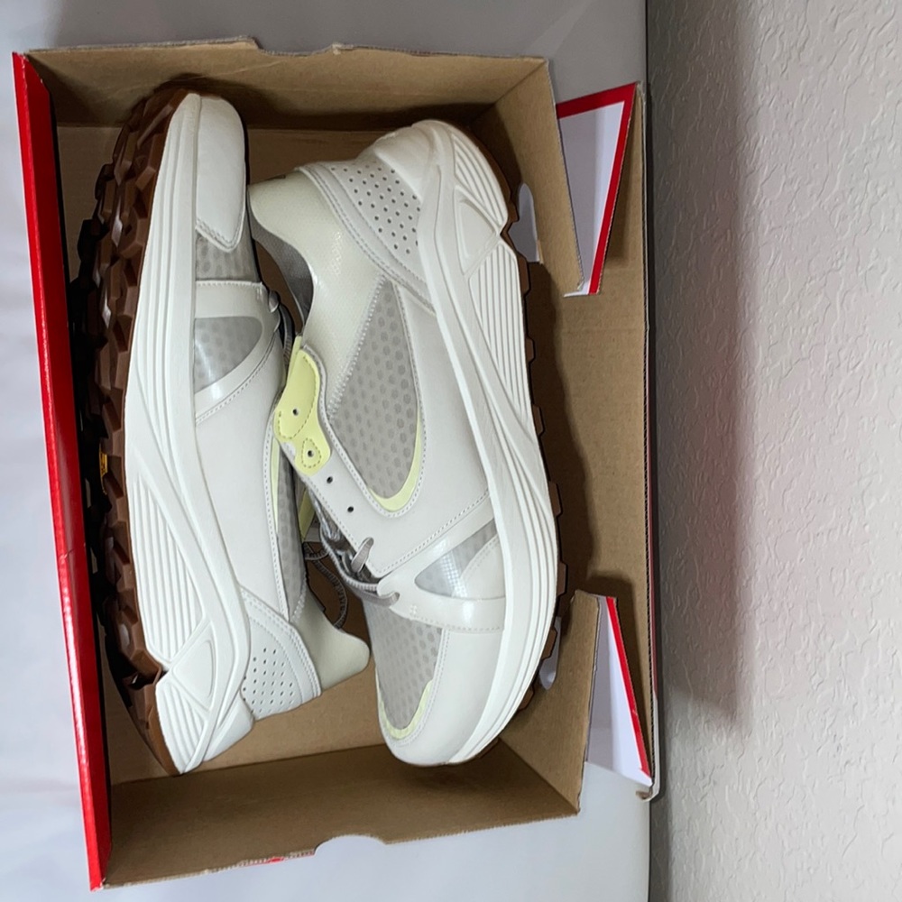 ÉS STI SHOES NEW, size 12, very comfy, last one!